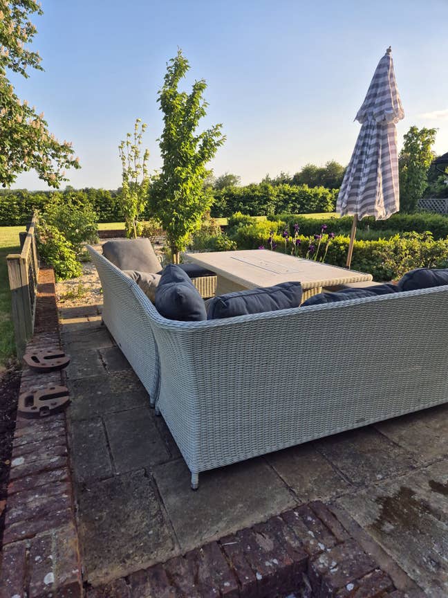 Comfortable Room in quiet location close to Edgcot Main Photo