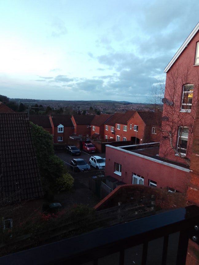 3 Bedroom Flat for Rent, Redditch, B97 Main Photo