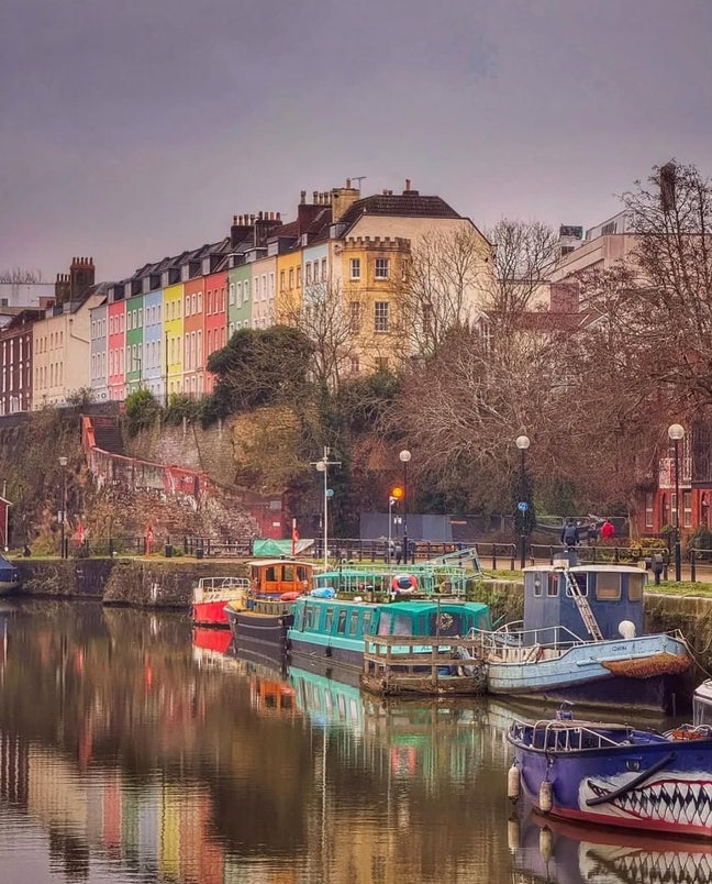 Stunning Harbourside Property: Entire 1x Bed Flat  Main Photo