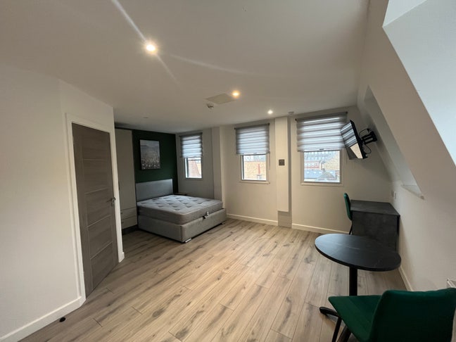 Super Central Studios with 50% off! 🤩🤩 Main Photo