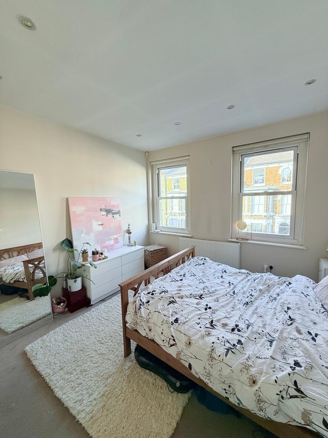 En-suite kingsize room in Brixton  Main Photo