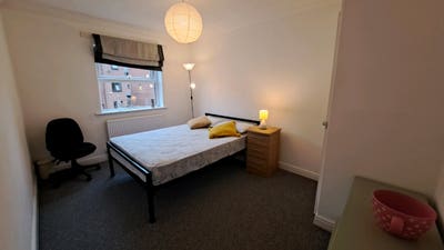 Double room for female in Withington Main Photo