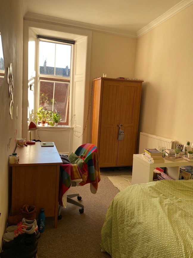 Flatmates wanted for Glasgow West End Uni Ave flat Main Photo