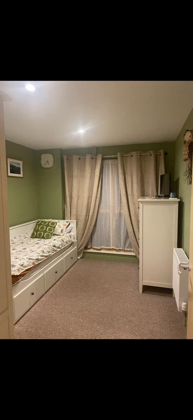 Double Ensuite 100m Romford station  Main Photo