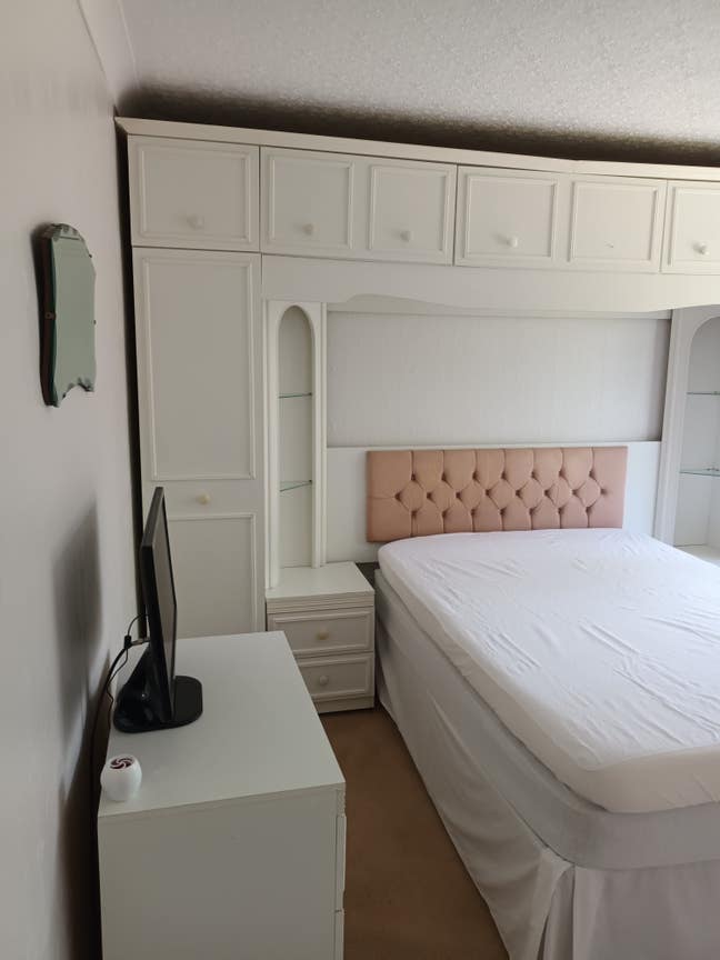 Double Room to Let in Broxbourne Main Photo