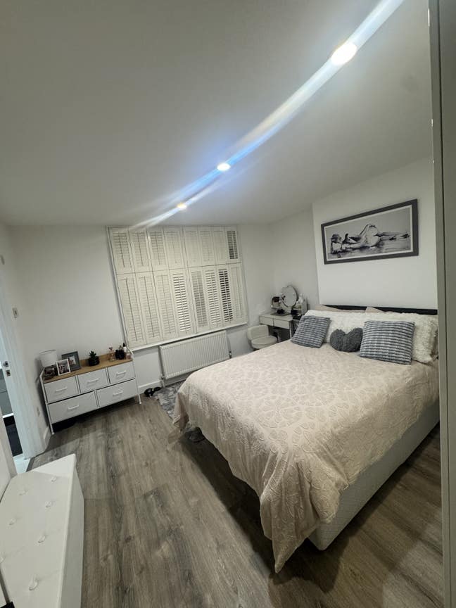 Brand new en-suite available on a shared house  Main Photo