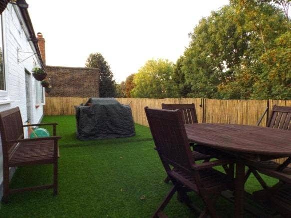 Double room in a flat with a huge roof terrace Main Photo