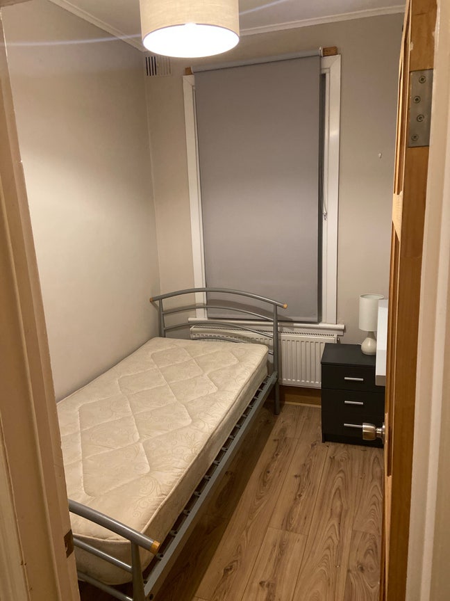 Small Single Room in the heart of Thornton Heath Main Photo