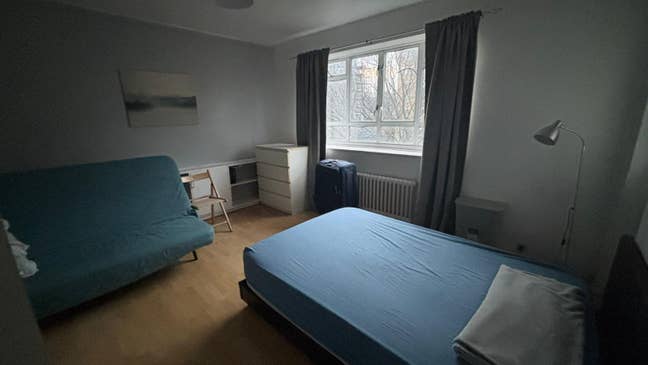 Two rooms in one flat Main Photo