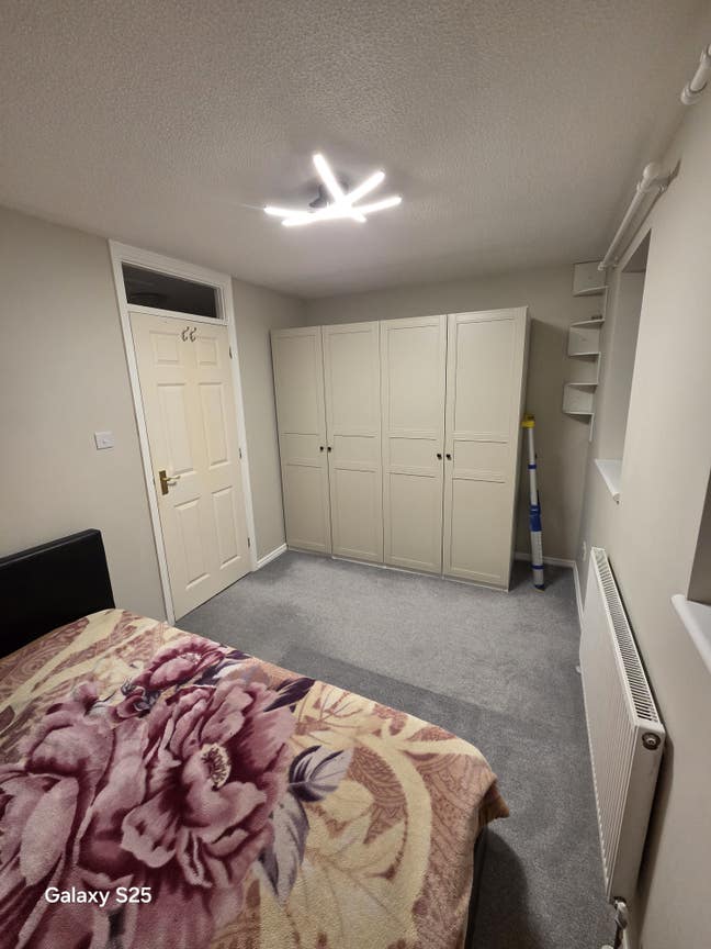 Room for rent  Main Photo