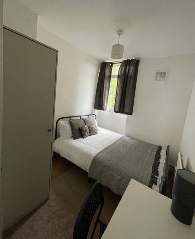 🌟 Room in excellent location 🌟 Main Photo