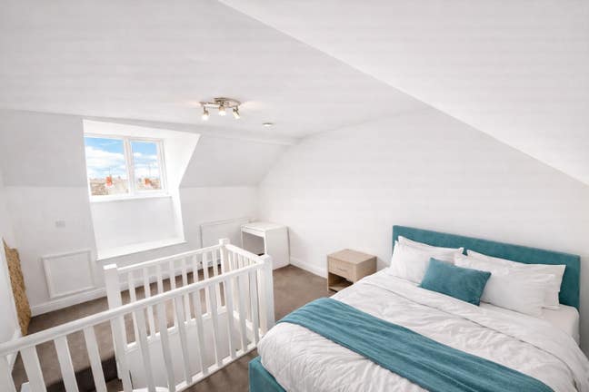 Fully Furnished Double Room, Near Town Centre Main Photo