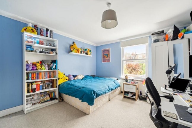 Double room available with en-suite in Acton Main Photo