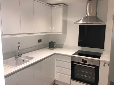 1 Bed flat Camberley Town Centre Nearly New  Main Photo