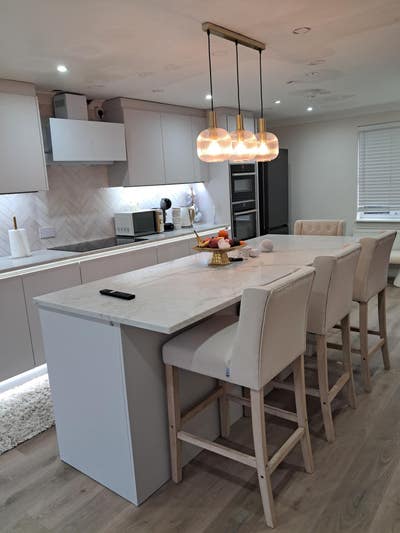 Large room available from Feb 28th -10th May 2026 Main Photo