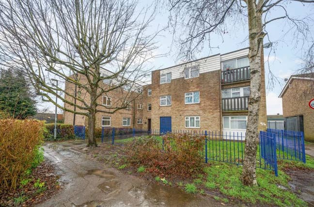 Large two bedroom apartment  Main Photo