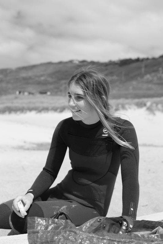 Professional Female seeks a single or double room Main Photo