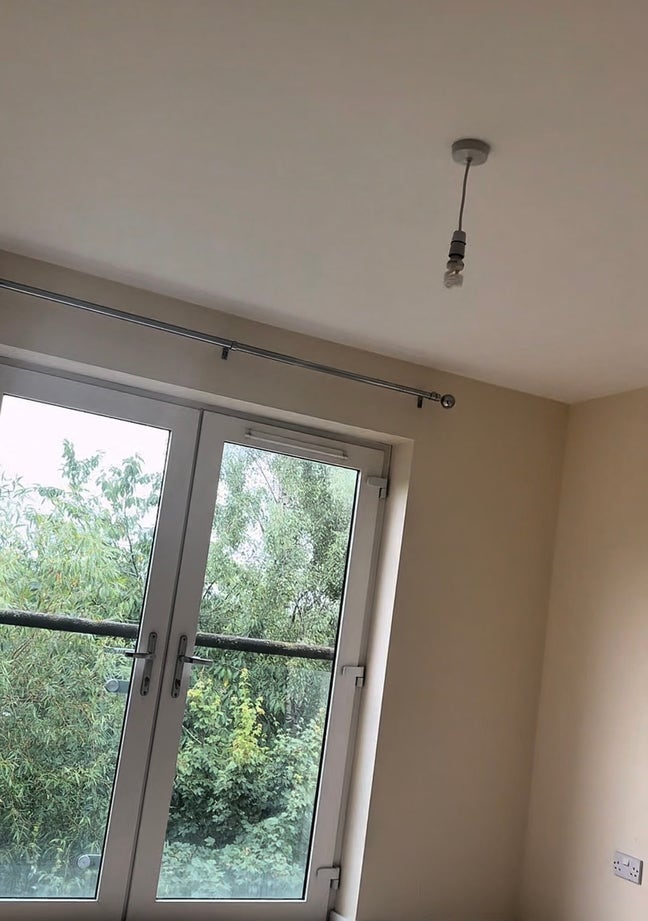 A double bedroom with separate toilet and bathroom Main Photo