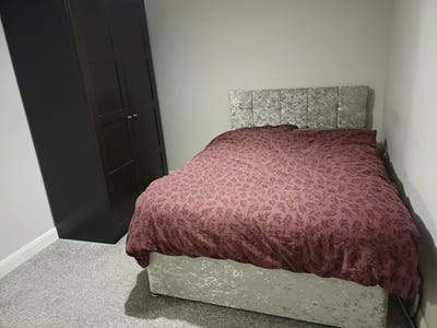 Fully furnished double room in North Belfast Main Photo