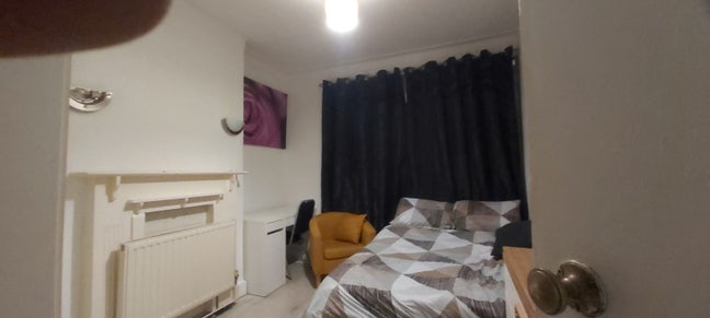 House Share Available from &pound;750 Catford.  Main Photo