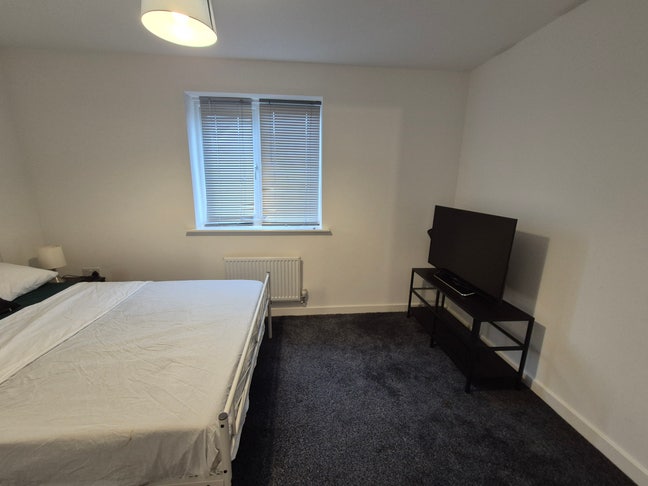 Fully Furnished Big Double And Single Rooms Main Photo