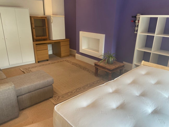 Room for 2Ppl City Centre by Hospital Own Bathroom Main Photo