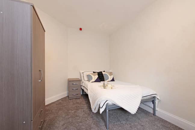 Carr Lane – Recently Refurbihed Main Photo