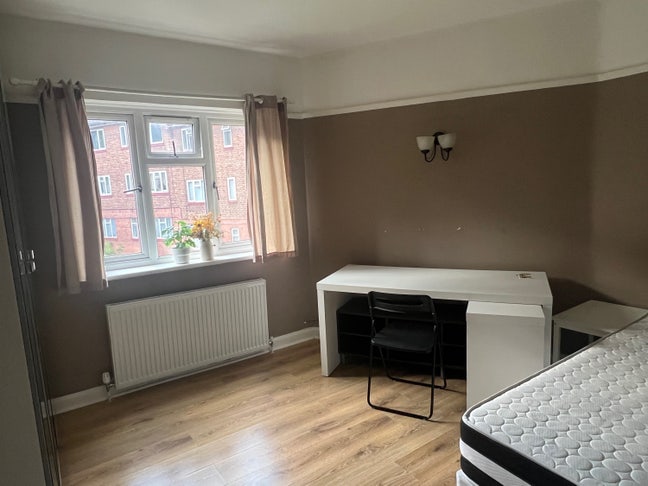 Double room in Wembley Park Main Photo