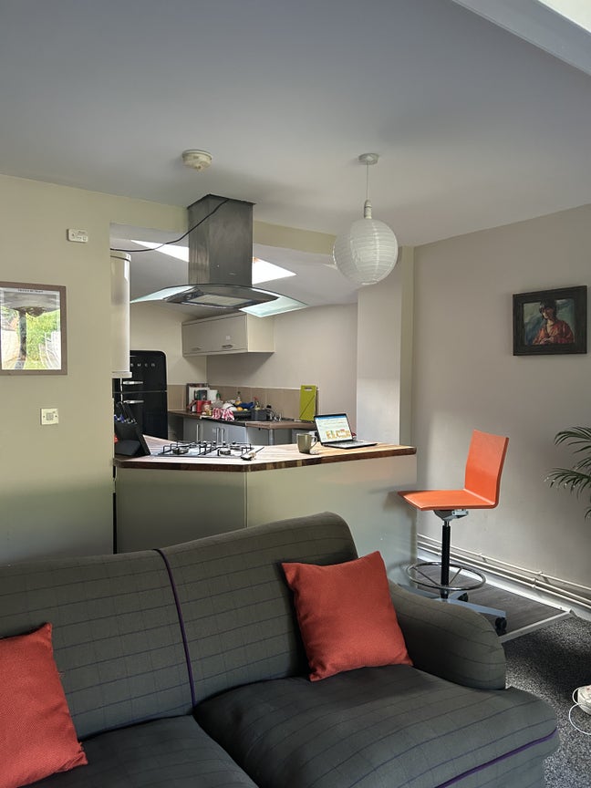 Two Double Rooms / West Park / Near town Centre Main Photo