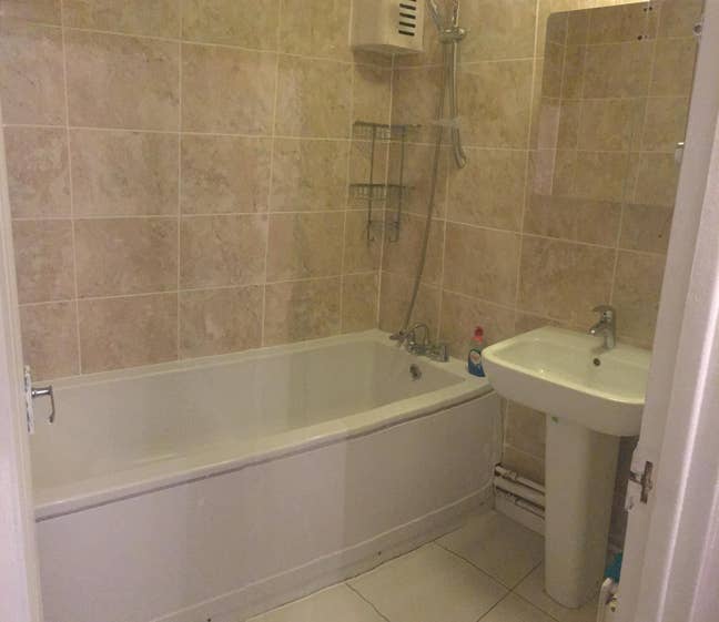 Wonderful Dbl Room@ Stepney Green  Main Photo