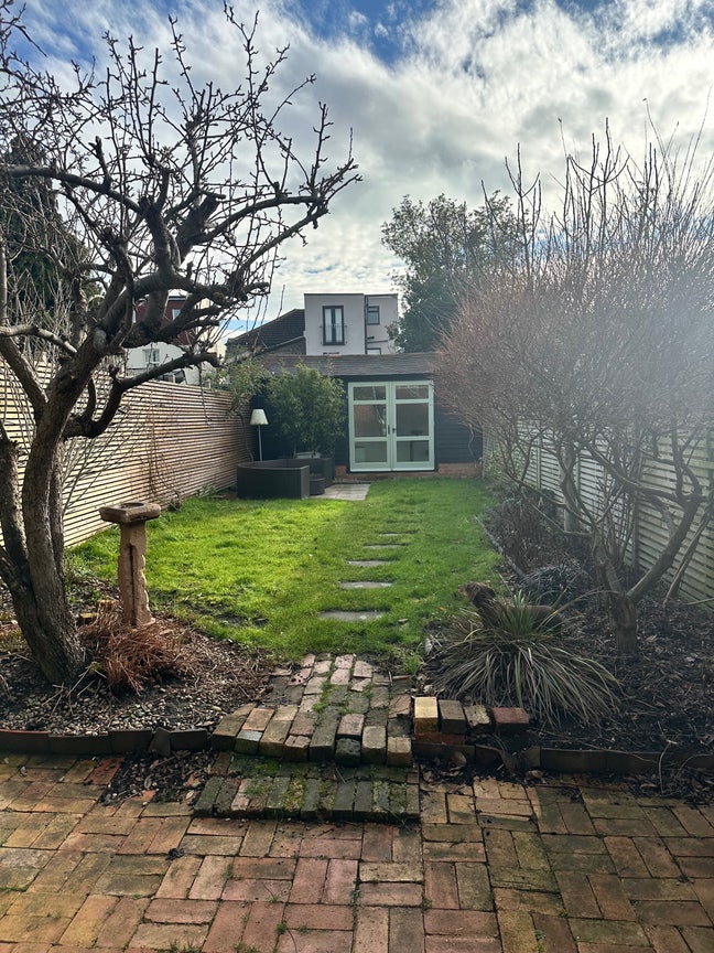 Double Room in Beautiful House CR7  Main Photo