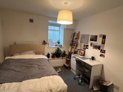 Cosy Double in Central St Paul’s Home w/ Garden Main Photo