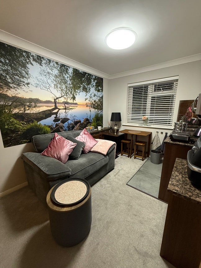 Beautifully clean and private Annex Main Photo