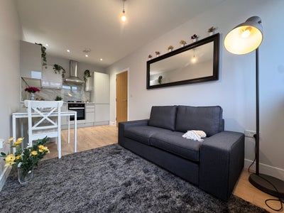  One  Bed  Flat Church  Lane,  Kingsbury,  NW9
 Main Photo