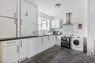 Woodfarm Road 5 Bedroom HMO Available 16th Februar Main Photo