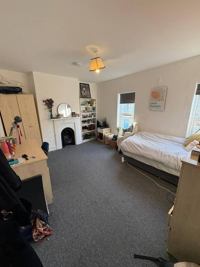 Spacious Room available near Cambridge station  Main Photo