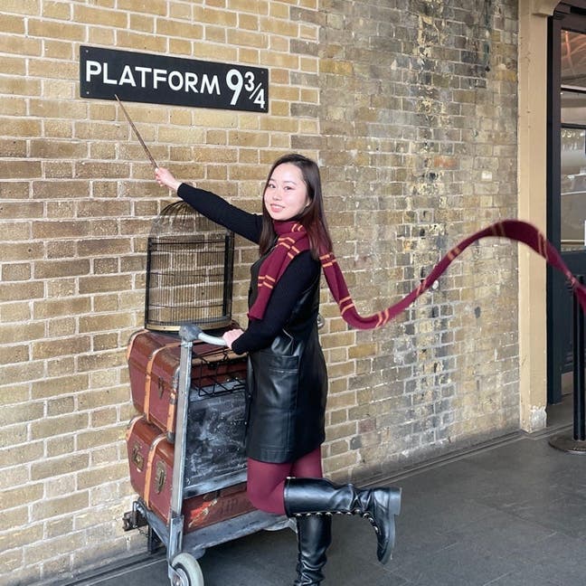 Professional Female seeks a single or double room Main Photo