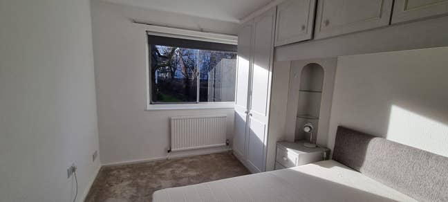 Large bedroom 2 minutes from Bermondsey station Main Photo