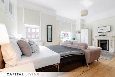 2 double room sin Putney  Main Photo