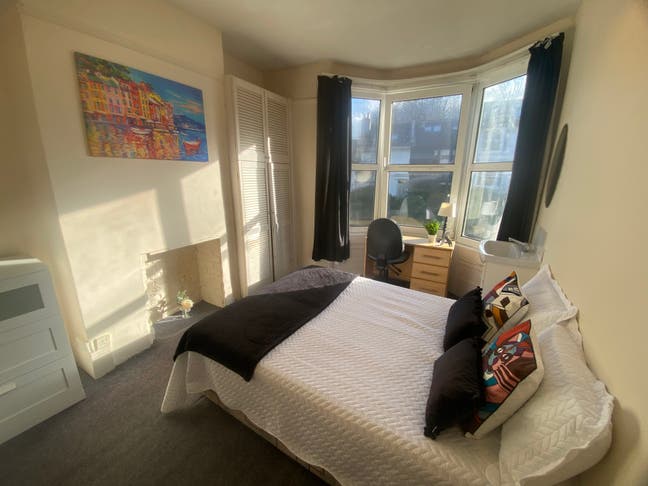 Do you want to live in busy Brighton? Main Photo