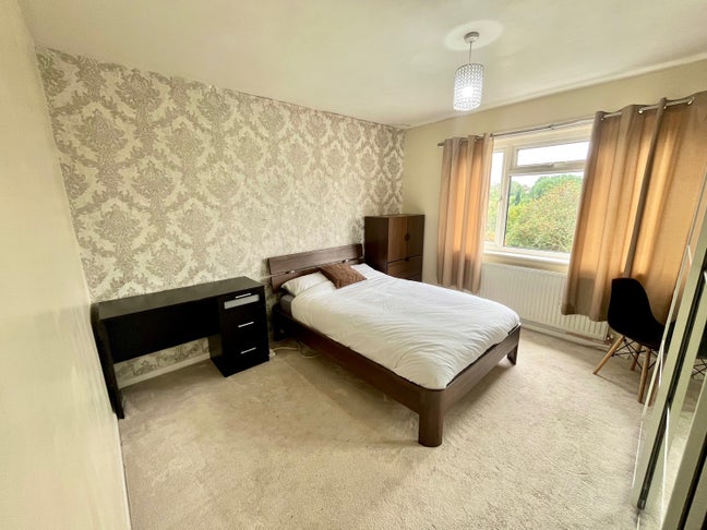 🏡 Large Double Room 🏡  Main Photo