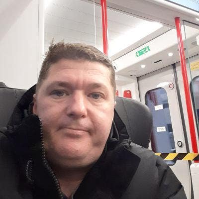 41 year old Male seeks a single or double room Main Photo