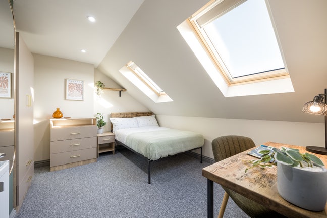 Ensuite Rooms Available 🏡 Norreys Road Main Photo