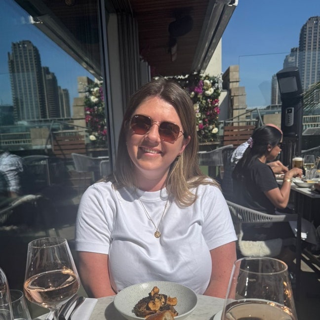 Hi there, my name is Kate, I’m 31 and curre... Main Photo