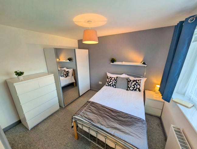 ** 🌟Modern Luxury En Suites - All Bills Included! Main Photo