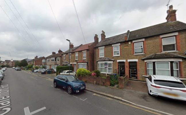 DSS-Studio Flat Available in Wealdstone Harrow HA3 Main Photo