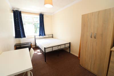 2 Cosy Rooms 15mins Walk to Canary Wharf Elizabeth Main Photo