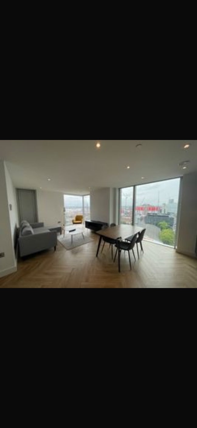 Entire flat available  Main Photo