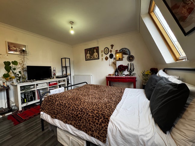 Short sublet at Fish Island, 10-24 Feb Main Photo