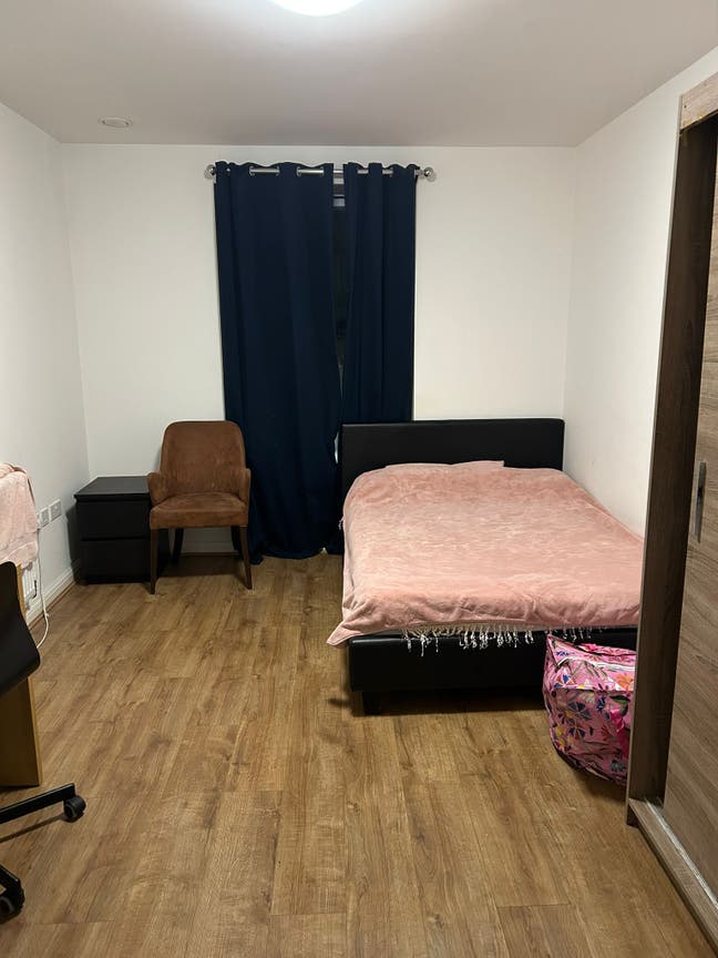 Double Room available  Main Photo